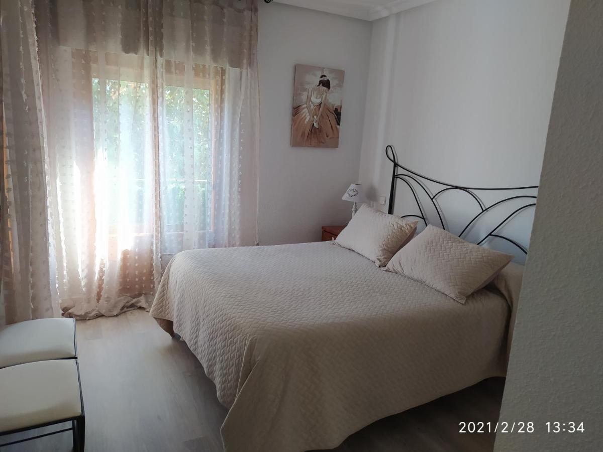 Apartamento Dacosta Plasencia Esterno foto